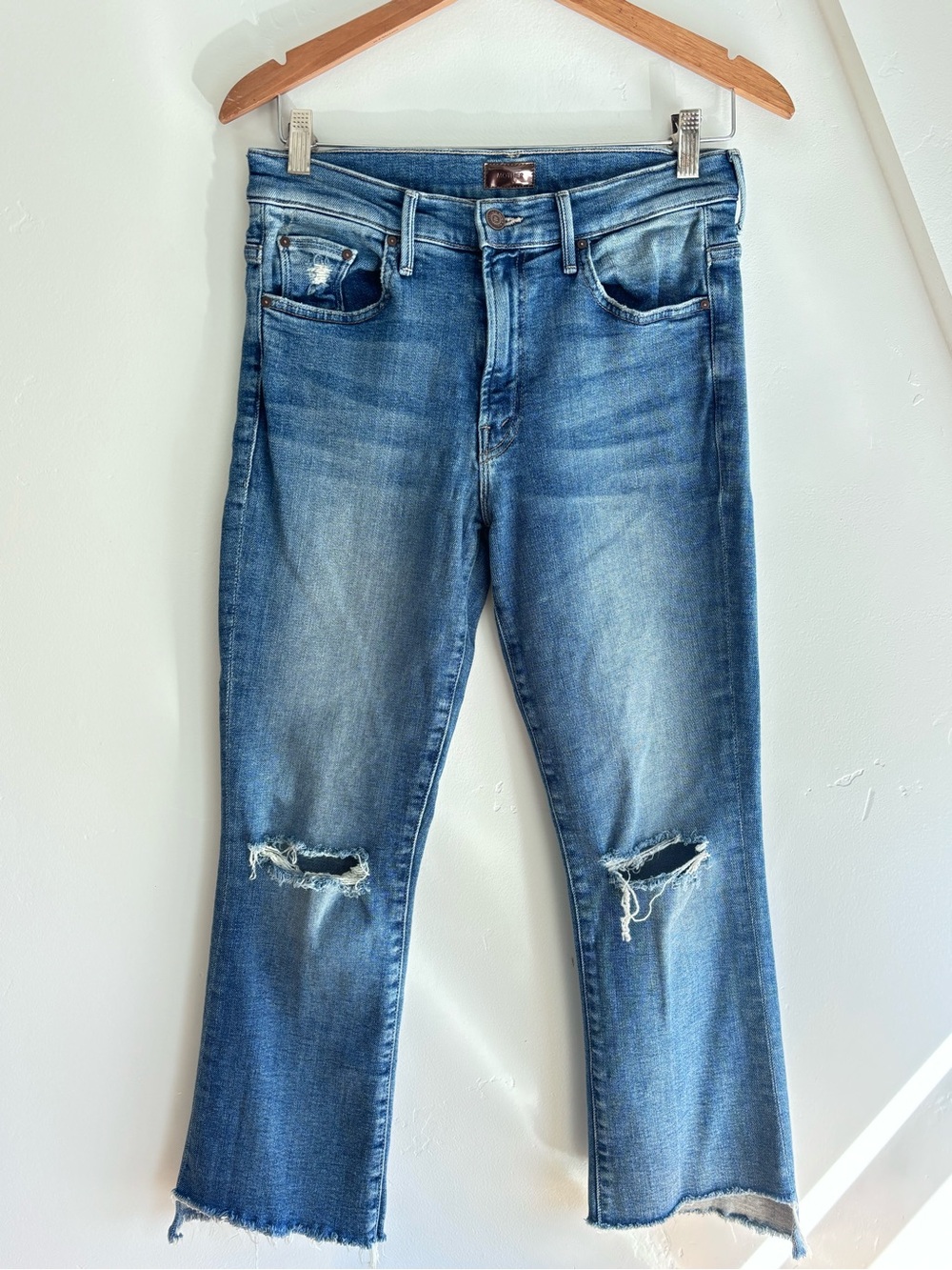 MOTHER The Insider Crop Step Fray Reckless Vespa Jeans Med Wash Raw Hem Sz 28